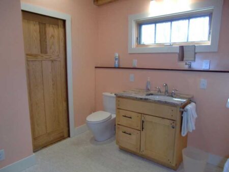 Vacation Rental Property - Bungalow - Orleans Mass., 9 Pond Road - Lake House Upper Level Bath Peach with Commodes and Sink