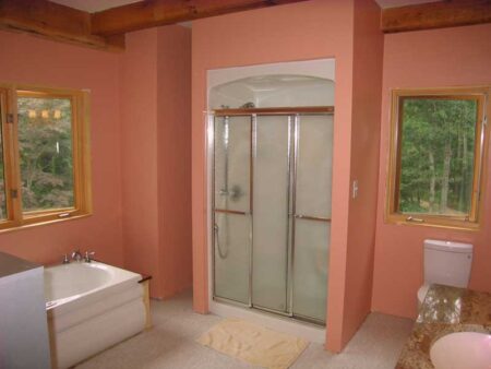 Vacation Rental Property - Bungalow - Orleans Mass., 9 Pond Road - Lake House Upper Level Bath